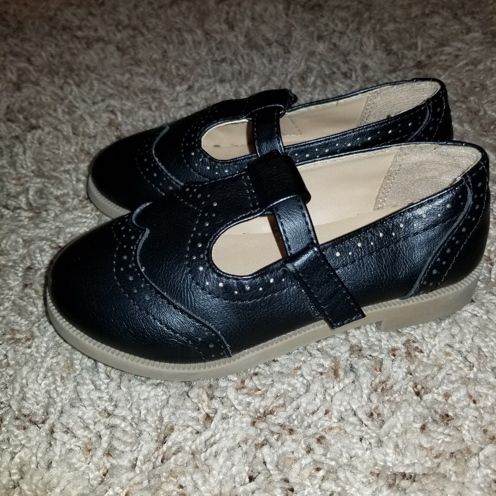 Toddler Wingtip Mary Jane's